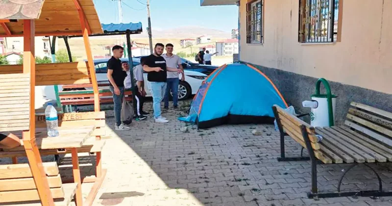 Belediye sokakta bıraktı! İmam sahip çıktı