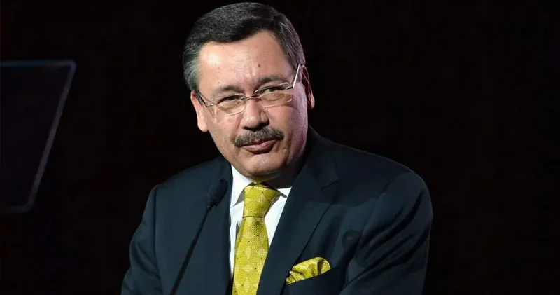 Melih Gökçek ten Mustafa Tuna yla ilgili peşkeş iddiası: Park alanının önüne duvar çekip kendi alanına katmış