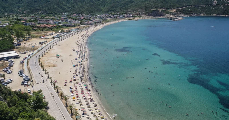 Erdek in kırsal mahallesi turkuaz renkli deniziyle turist çekiyor