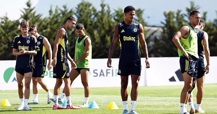 Fenerbahçe de, yeni sezon hazırlıkları devam ediyor