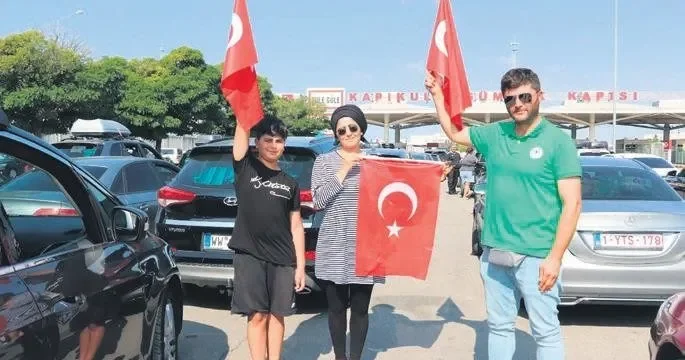 MEVLÜT TEZEL ‘Gurbetçi nefreti hortladı’