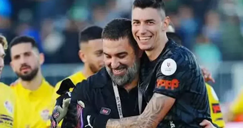 Eyüpspor dan olay Berke Özer itirafı! Hülleli bir şey de teklif edildi Arda Turan sözleri Fanatik Gazetesi Süper Lig Haberleri Spor