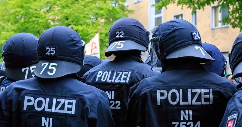 Alman polisinden Gazze ye destek eylemine müdahale! Çok sayıda kişi gözaltında