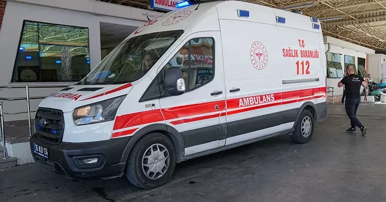 Etkili olan kavurucu sıcaklarla kentteki acil servislerde yoğunluk oluştu Uzmanlar uyardı: Önlem almak için suya 1 çay kaşığı ekleyin