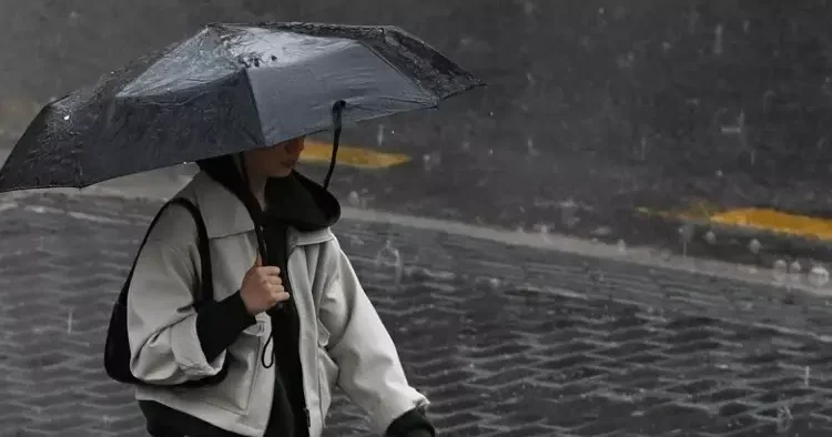 Meteoroloji uyardı: Bu illerde sağanak bekleniyor! İşte bölge bölge tahmin raporu