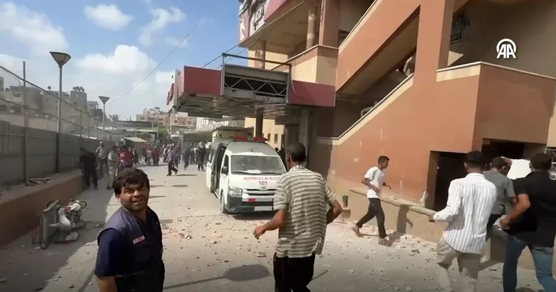 İsrail, Nasır Hastanesi ne saldırı düzenledi: 3 ü gazeteci en az 10 Filistinli öldü