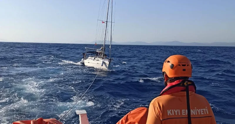 Datça açıklarında panik anları! Tekne denizde sürüklendi
