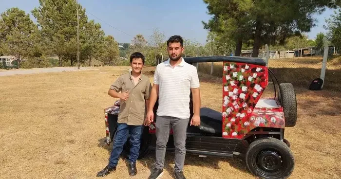 13 yaşında, güneş enerjisi ile çalışan arazi aracı yaptı