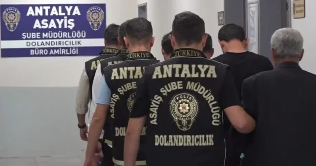 FETÖ yalanıyla 12,5 milyonluk altın vurgunu Gündem Haberleri