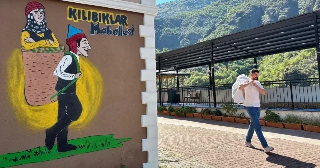Bu mahalleye gelen kılıbık oluyor: Mizahla başlayan hikaye toplumsal mesaja dönüştü VİDEO İZLE