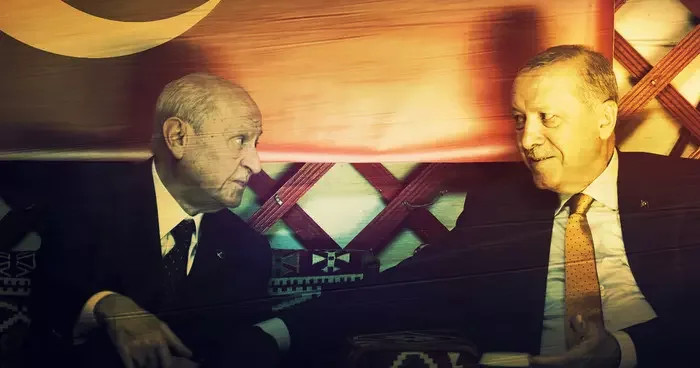 Ahlat ta dikkat çeken görüntü! Önce Bahçeli Erdoğan ı karşıladı ardından iki lider Devlet Bey Konağı nda bir araya geldi