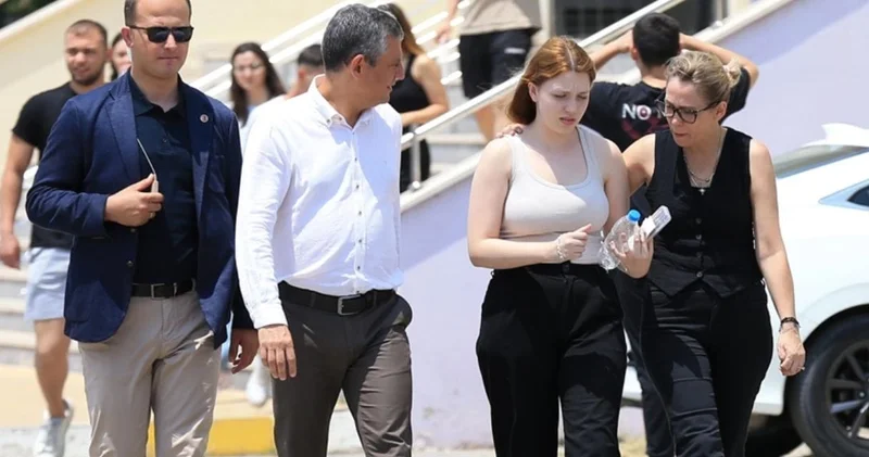 Ferdi Zeyrek in kızı babası gibi mimar olacak