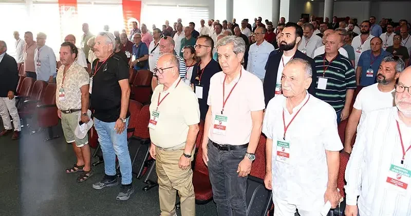 Karşıyaka da yine kongre günü