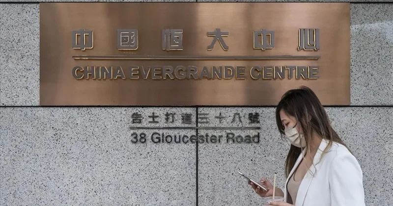 Evergrande borsadan çıkarıldı