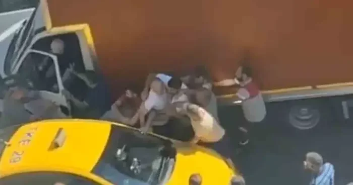Maltepe’de yol verme kavgası