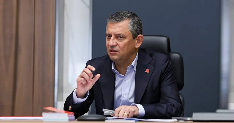 Özgür Özel den Ahmet Özer paylaşımı