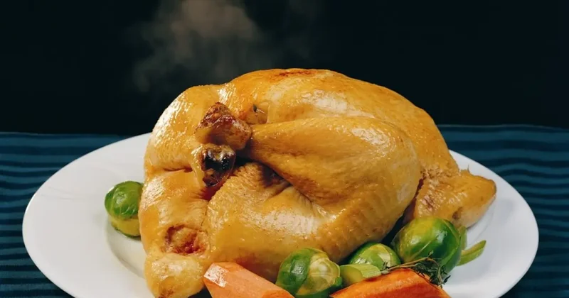 Türkiye de kişi başı tavuk tüketimi 25 kilogramı geçecek! ABD den çarpıcı açıklama