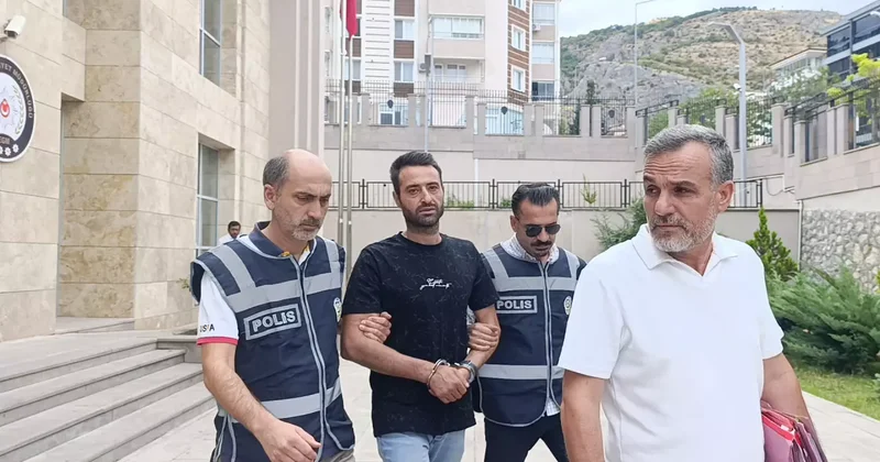 Amasya da 1 yıldır aranan firari hükümlü, sokakta yakalandı
