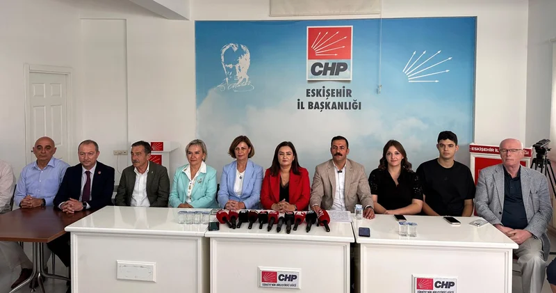 CHP heyeti Eskişehir de: İktidara hazırız, geçim yoksa seçim olsun!