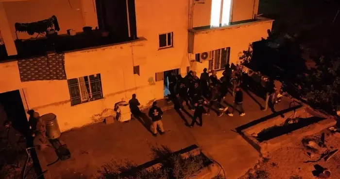 Şırnak ta 20 kilo 700 gram esrar ele geçirildi