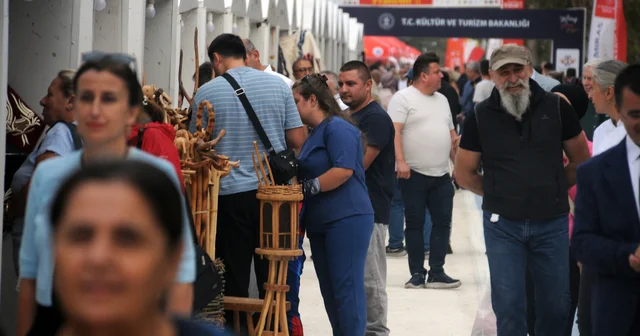 Edirne de Yaşayan Miras ve Topraktan Sofraya Gastronomi festivalleri başladı Edirne Haberleri