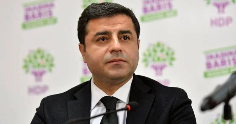 Demirtaş a bir dava daha: TCK 301 dosyası 13 e yükseldi