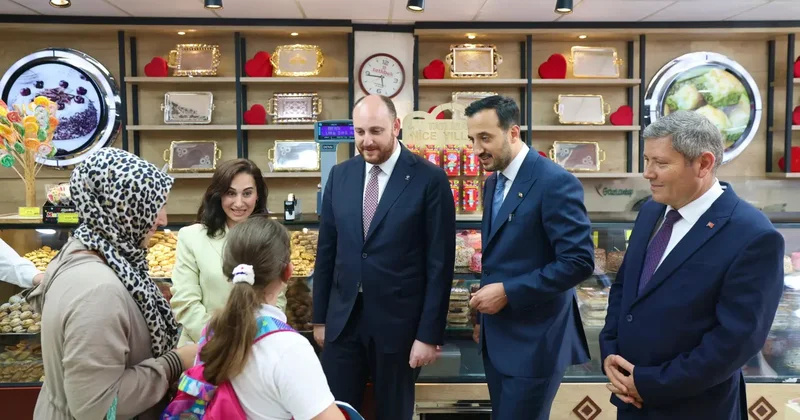 AK Parti Türkiye Yüzyılı buluşmaları için sahaya indi! Bir günde 1700 program