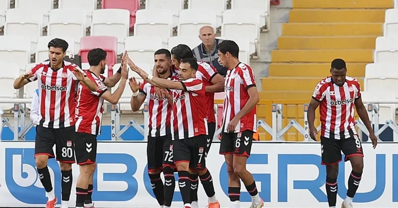 Sivasspor, Adana Demirspor u farklı geçti!