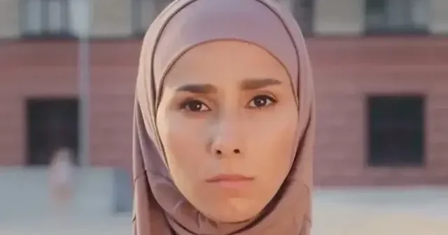 KKTC de liselerde başörtüsünü serbest bırakan tüzüğü Anayasa Mahkemesi iptal etti VİDEO İZLE