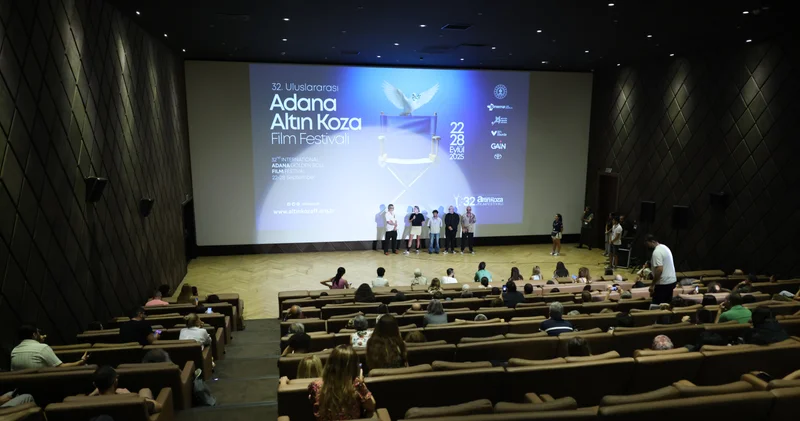 32. Uluslararası Adana Altın Koza Film Festivali nde dün: “Uçan Köfteci” ve “Cinema Jazireh” seyirciyle buluştu