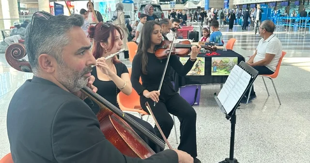 Ankara Esenboğa Havalimanı nda Dünya Turizm Günü etkinliklerle kutlandı Ankara Haberleri