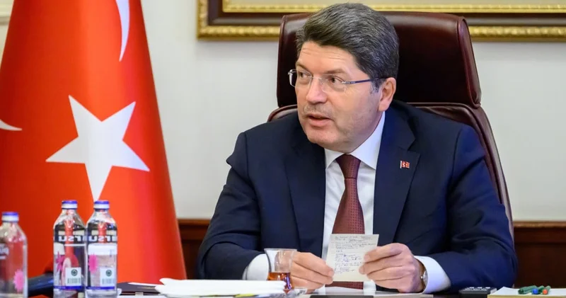 Yılmaz Tunç tan yeni Anayasa açıklaması! Türkiye Yüzyılını Terörsüz Türkiye ile inşa edeceğiz