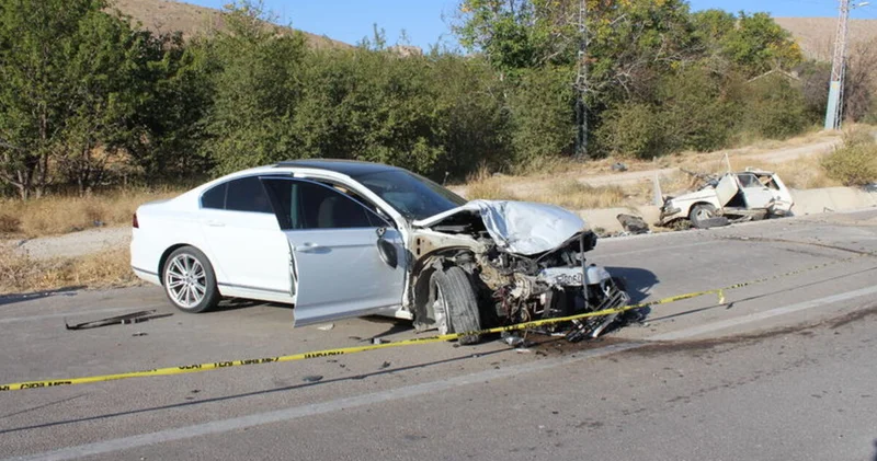 Konya daki trafik kazasında 3 yaşındaki ikizler yaşamını yitirdi Güncel haberler