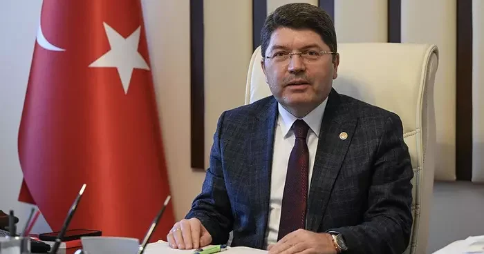 Bakan Tunç tan yeni anayasa çıkışı! Bu ülkenin darbe anayasası ile yönetilmemesi lazım