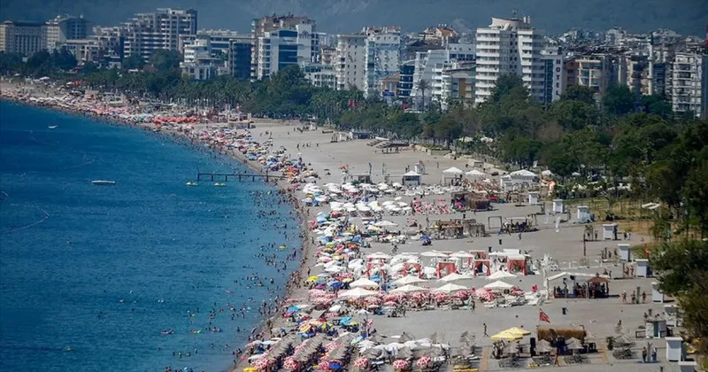 Antalya 18 milyon turist hedefine adım adım yaklaşıyor