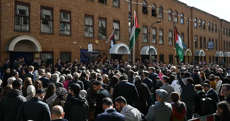 Filistin in Bağdat Büyükelçisi: Londra Büyükelçiliği nde Filistin bayrağının dalgalanması harika bir manzaraydı