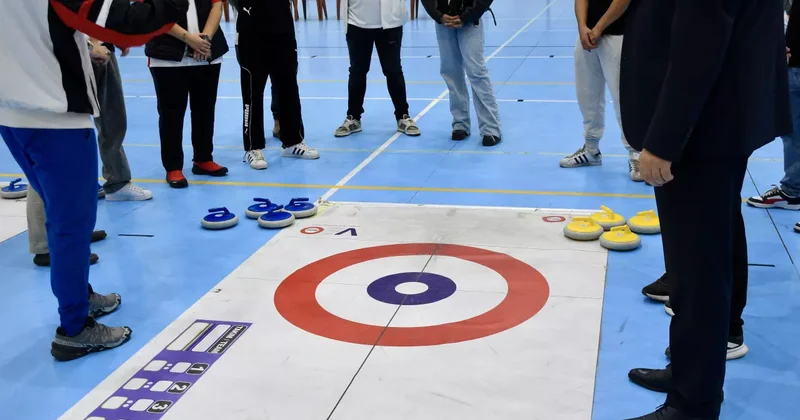 Suça sürüklenen çocuklar spor salonunda: Hedef yeni bir takım kurmak