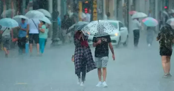 Meteoroloji’den sağanak yağış uyarısı: İstanbul ve 10 il için uyarı geldi! Bu saatlere dikkat!