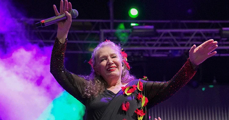 Festival açılışı Suzan Kardeş’ten!