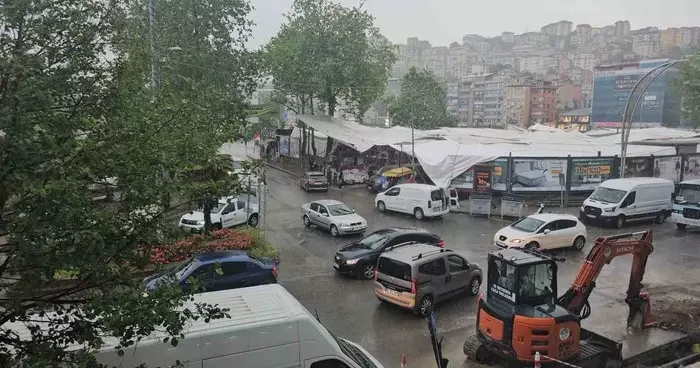 Zonguldak’ta sağanak hazırlıksız yakaladı
