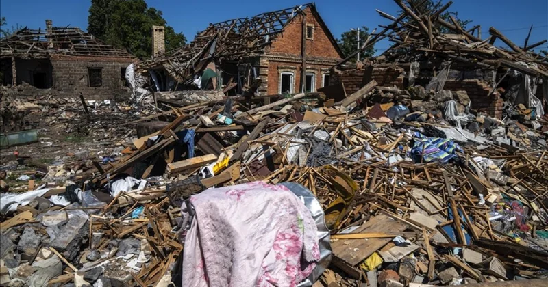 Ukrayna İçişleri Bakanı: Rus saldırılarında 12 kişi öldü, 60 tan fazla kişi yaralandı