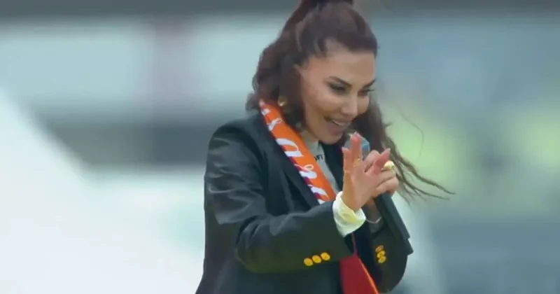 Ebru Yaşar, yüz binlerce Galatasaray taraftarını Affet ile coşturdu