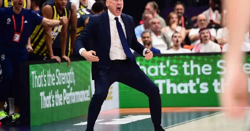 Sarunas Jasikevicius: Oyuncularla beraber başardım