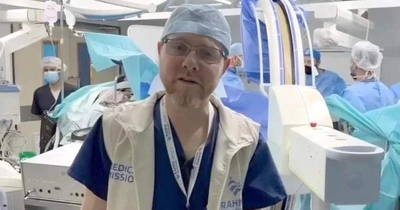 Gazze halkının yardımına koşan doktor abluka altında vefat etti