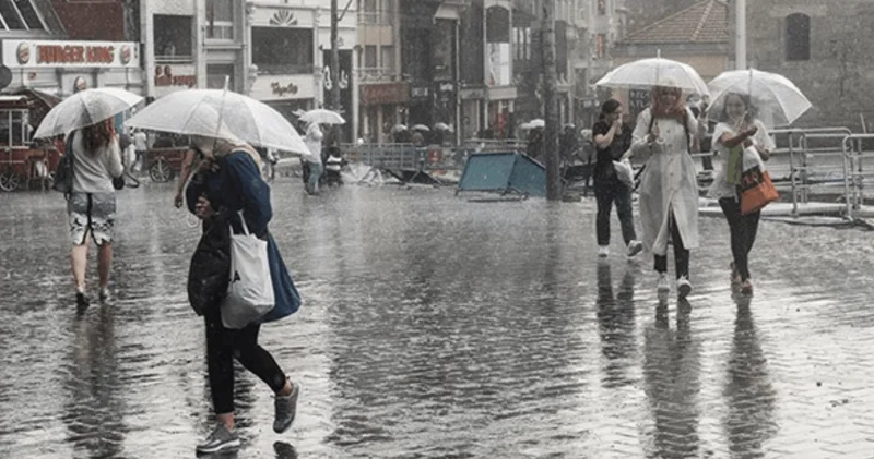 Sağanak yağış ne zaman sona erecek? Meteoroloji saat verdi