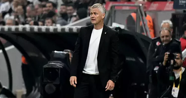 Ole Gunnar Solskjaer: Tüm taraftarlarımızdan özür diliyorum!