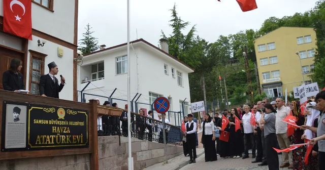 Samsun da öğrenciler, Milli Mücadele nin kahramanlarını canlandırdı Samsun Haberleri