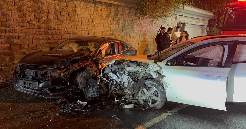 Gece yarısı yürekleri hoplatan kaza: 6 yaralı