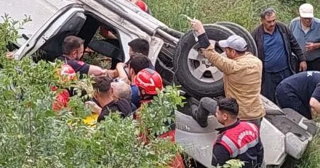 Kamyonet şarampole devrildi; 5 yaralı Muğla Haberleri