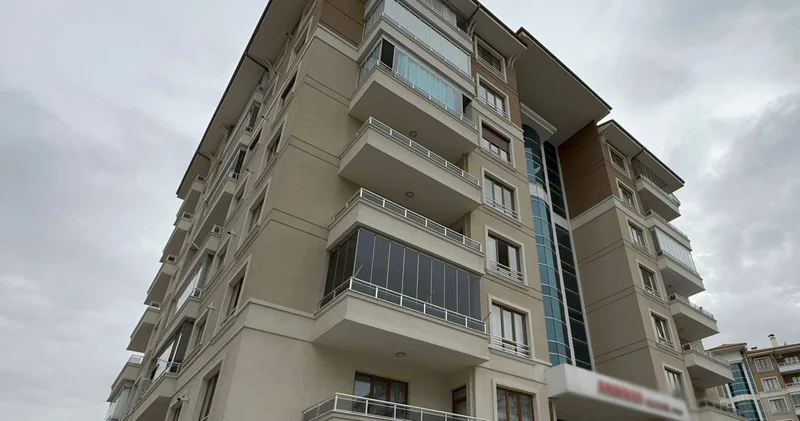 Konya da kadın cinayeti! Kendini ihbar edip, öldürdüğü eşinin başında bekledi